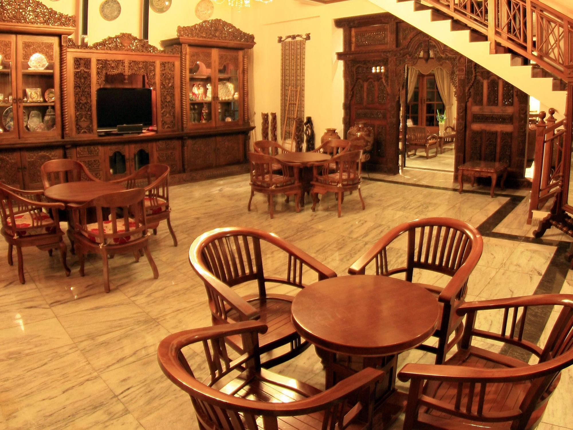 D Ajenk Boutique Guesthouse Kejayan Dış mekan fotoğraf